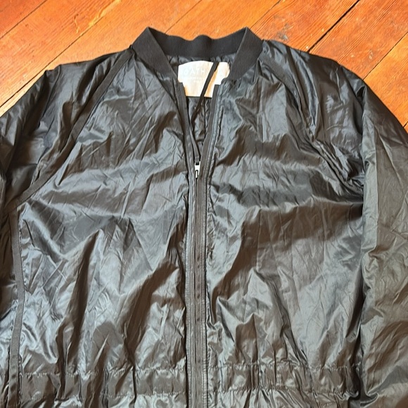 Athleta Primaloft Jacket - Picture 3 of 6